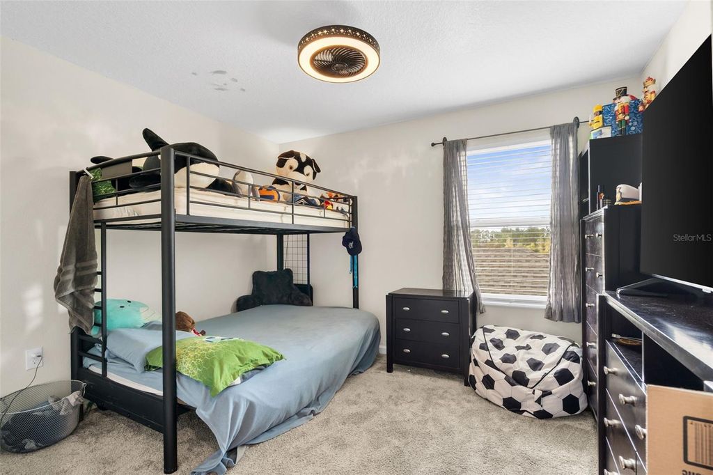 Image 27 of property listing at 3105 AQUA VIRGO LOOP, Orlando, FL 32837