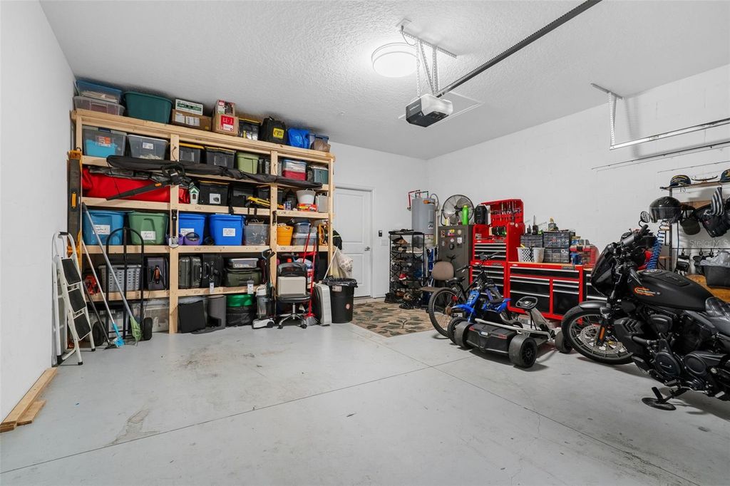 Image 30 of property listing at 3105 AQUA VIRGO LOOP, Orlando, FL 32837