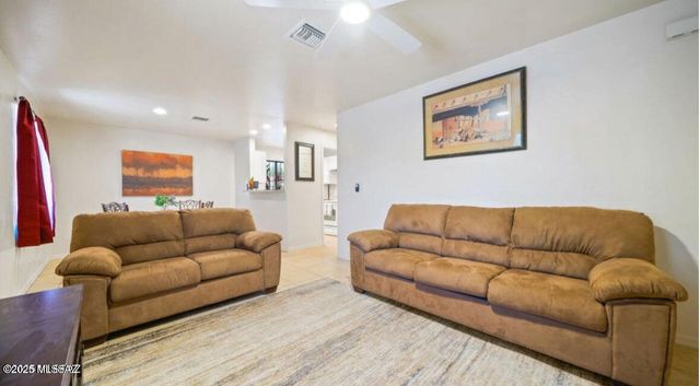 1432 S Curtis Avenue, Tucson, AZ 85713