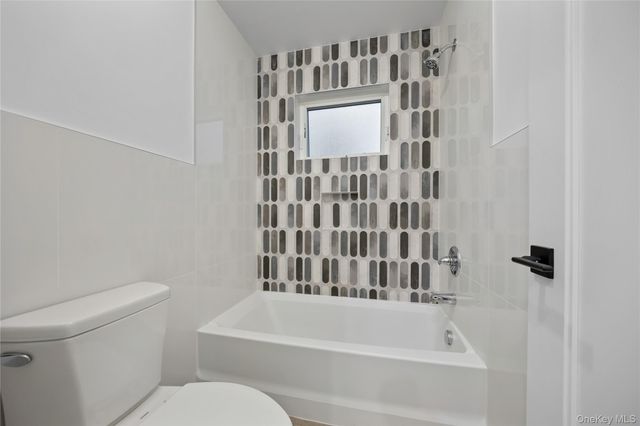 244 Blauvelt Road Unit 201, Monsey, NY 10952