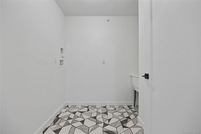 244 Blauvelt Road Unit 201, Monsey, NY 10952