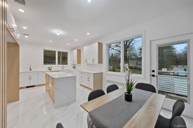 244 Blauvelt Road Unit 201, Monsey, NY 10952