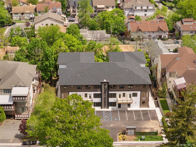 244 Blauvelt Road Unit 201, Monsey, NY 10952