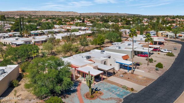 443 N Calle Del Chancero, Green Valley, AZ 85614