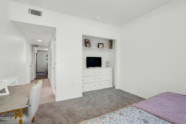 443 N Calle Del Chancero, Green Valley, AZ 85614