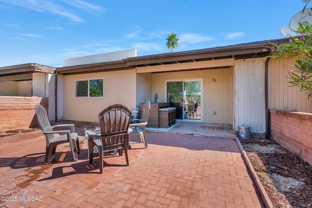 443 N Calle Del Chancero, Green Valley, AZ 85614