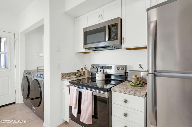 443 N Calle Del Chancero, Green Valley, AZ 85614