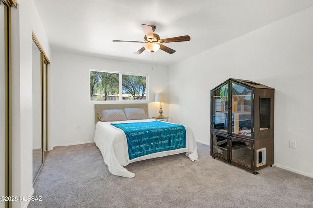 443 N Calle Del Chancero, Green Valley, AZ 85614