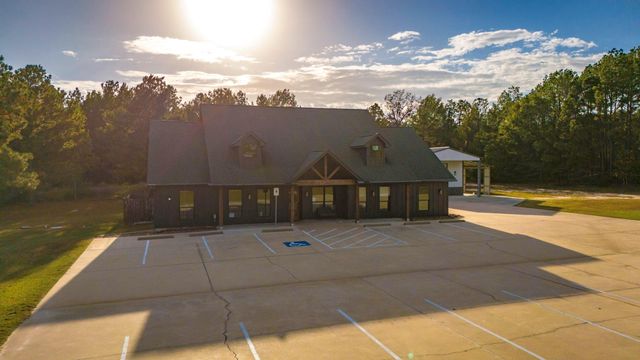 7899 Us Highway 190 W, Livingston, TX 77351