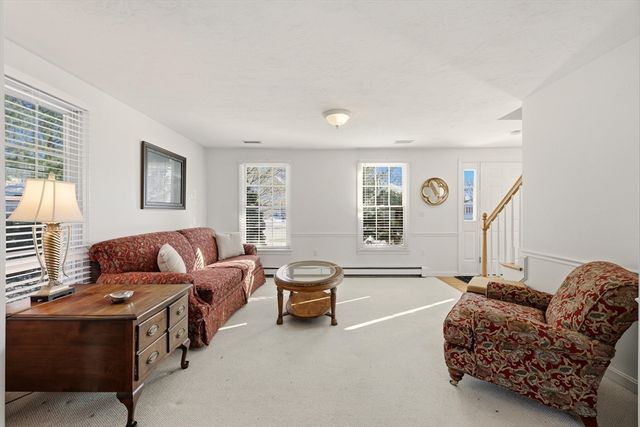 155 Rockland Dr, Brockton, MA 02301