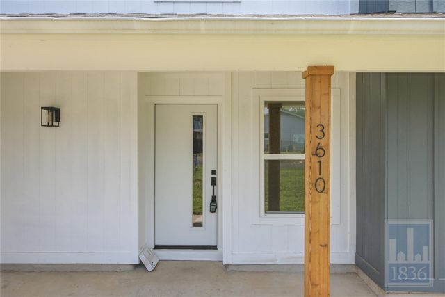 3610 Alexandria DR, Austin, TX 78749