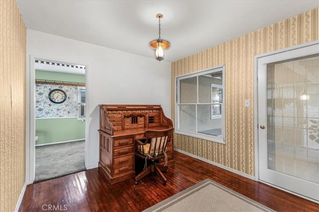 19612 Schoolcraft, Reseda, CA 91335