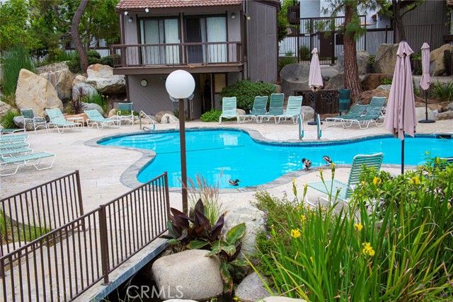 6275 Canoga Avenue 73, Woodland Hills (los Angeles), CA 91367