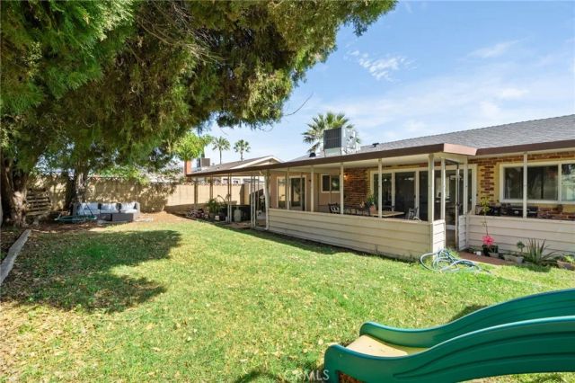 2258 N. Arrowhead, Rialto, CA 92377