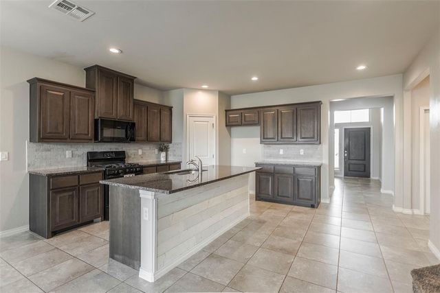 10309 NW 25th Street, Yukon, OK 73099