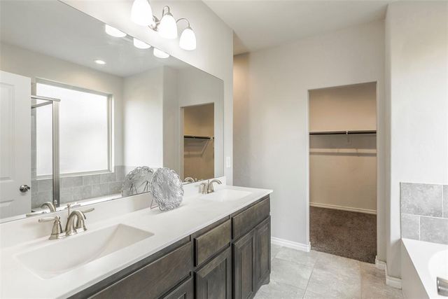 10309 NW 25th Street, Yukon, OK 73099