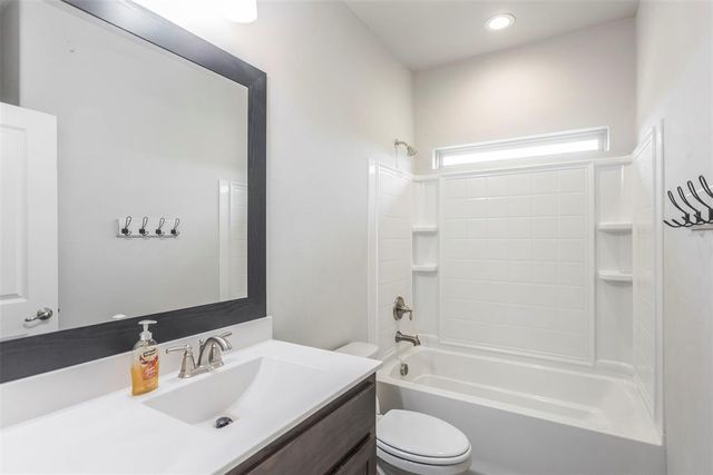 10309 NW 25th Street, Yukon, OK 73099