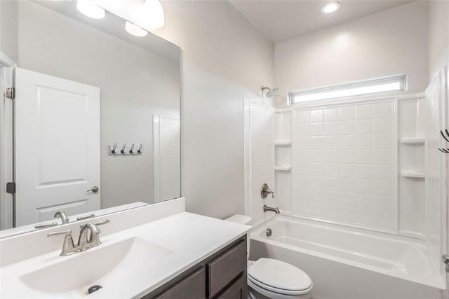 10309 NW 25th Street, Yukon, OK 73099