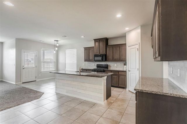 10309 NW 25th Street, Yukon, OK 73099