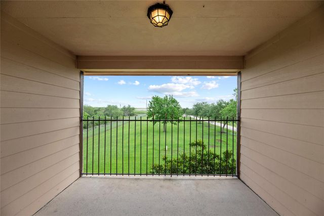 523 Moore Bar Road, Rosenberg, TX 77471