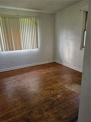 1356 Connellsville Rd, North Union Twp, PA 15456