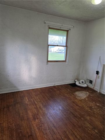 1356 Connellsville Rd, North Union Twp, PA 15456