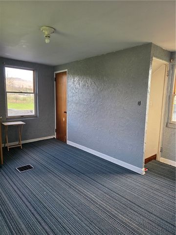 1356 Connellsville Rd, North Union Twp, PA 15456