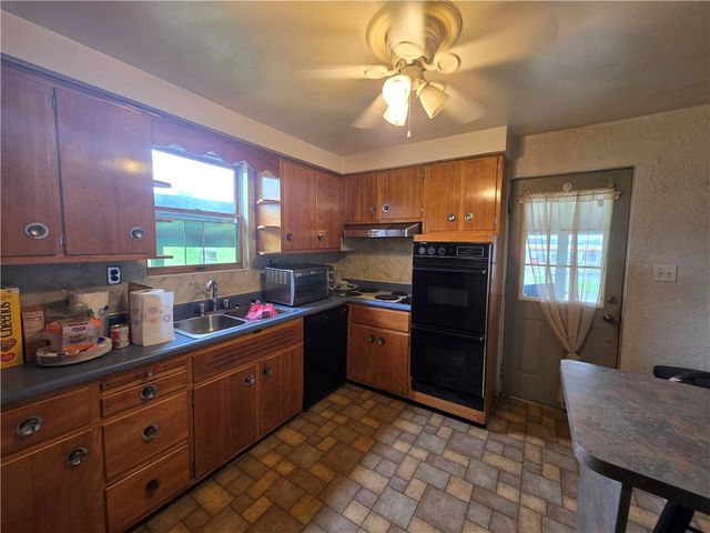 1356 Connellsville Rd, North Union Twp, PA 15456