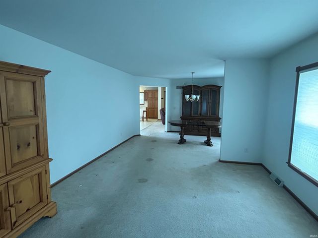 5390 E Brown Road, Leesburg, IN 46538