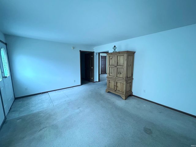 5390 E Brown Road, Leesburg, IN 46538