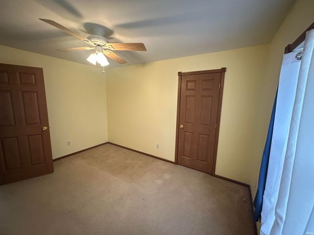 5390 E Brown Road, Leesburg, IN 46538