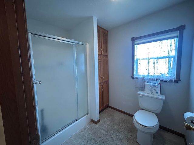 5390 E Brown Road, Leesburg, IN 46538