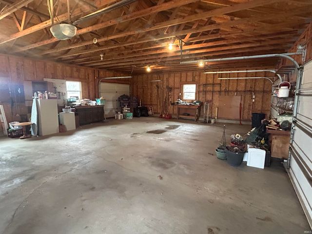 5390 E Brown Road, Leesburg, IN 46538