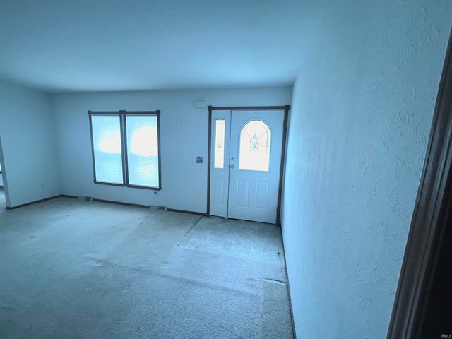 5390 E Brown Road, Leesburg, IN 46538