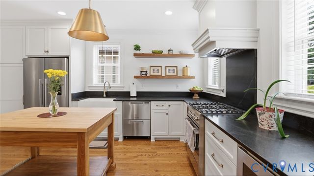 4300 Augusta Ave, Richmond, VA 23230