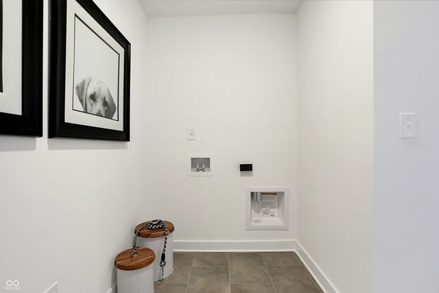 8730 Alexander Ridge Drive, Mccordsville, IN 46055