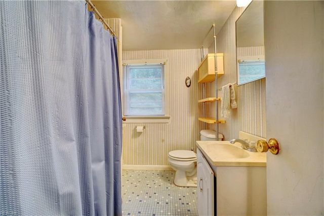 4817 Charlton DR, Chesapeake, VA 23321
