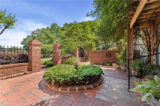 176 Fescue Drive, Bermuda Run, NC 27006