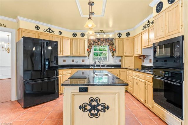 176 Fescue Drive, Bermuda Run, NC 27006
