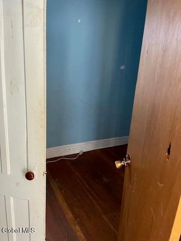 102 DeGraff Street, Schenectady, NY 12308