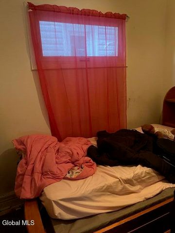 102 DeGraff Street, Schenectady, NY 12308