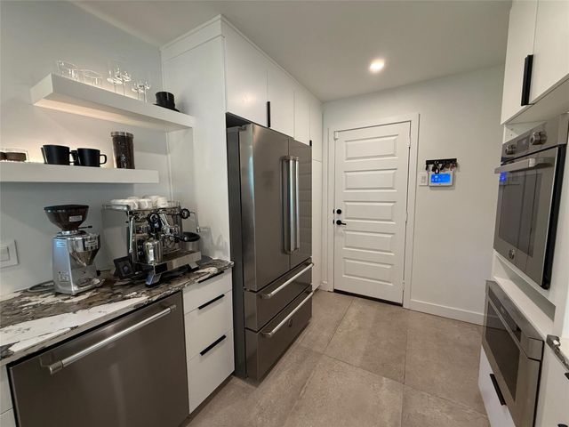 6522 Ridgeview Circle, Dallas, TX 75240