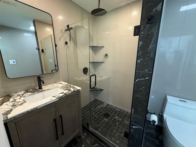 6522 Ridgeview Circle, Dallas, TX 75240