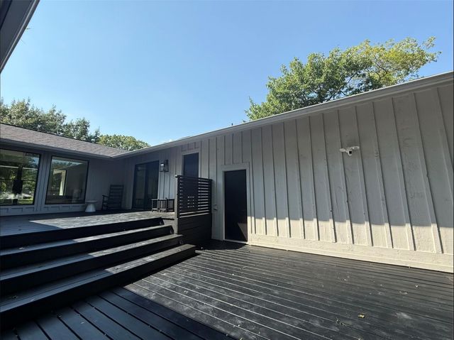 6522 Ridgeview Circle, Dallas, TX 75240