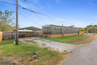 403 Avenue E, Dickinson, TX 77539