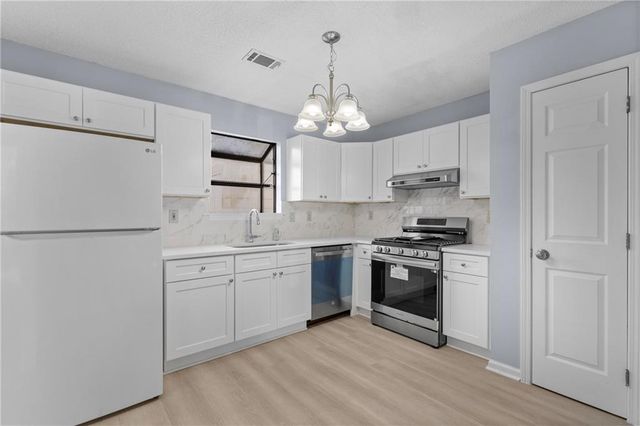 253 Triple Oaks Drive, Tucker, GA 30084