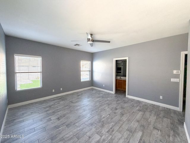 982 E DORIS Street, Avondale, AZ 85323