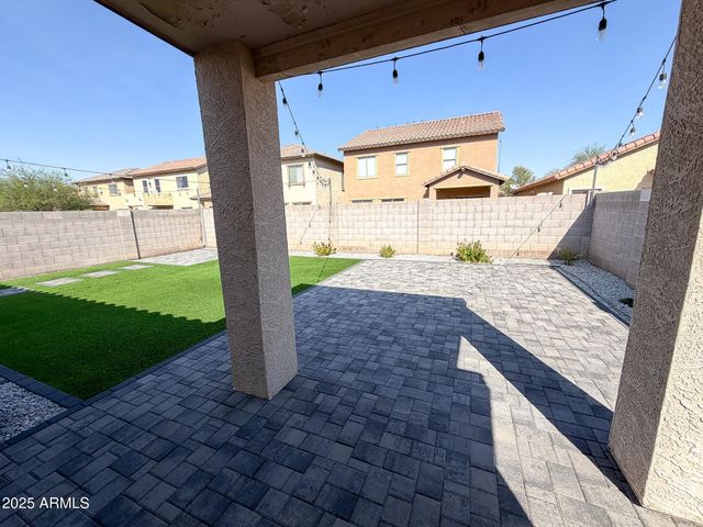 982 E DORIS Street, Avondale, AZ 85323