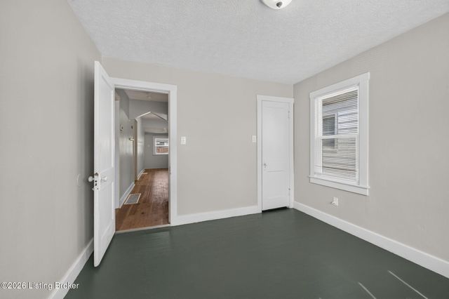 1115 Dresden Ave, Louisville, KY 40215