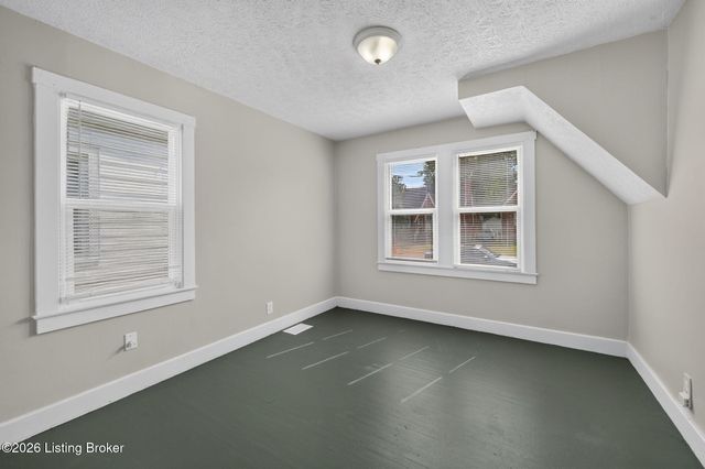 1115 Dresden Ave, Louisville, KY 40215